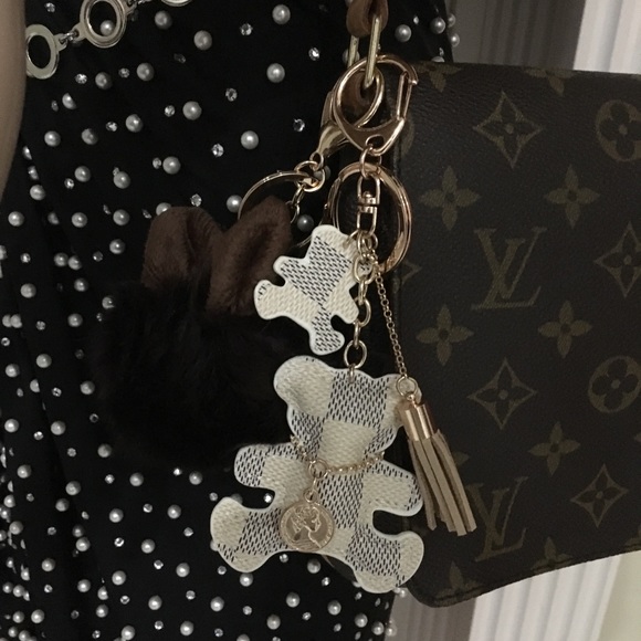 BROWN BEAR BAG CHARMS/KEY CHAIN - Picture 6 of 7